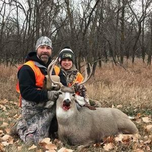 Meet your Posher, Dewey